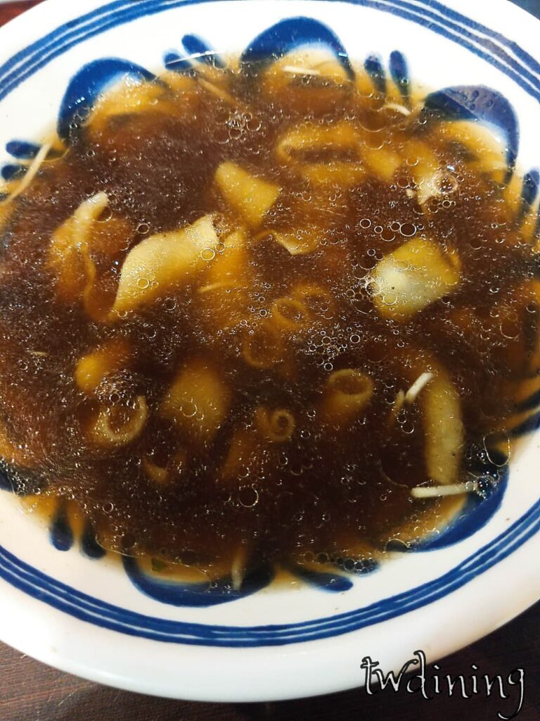 鴨腸湯,台中 鴨王漢口店 每日現煮湯品,口感Q彈不腥