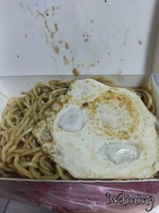 2025 twdining實拍｜永和豆漿漢口黑胡椒鐵板麵加蛋香氣濃郁，份量十足