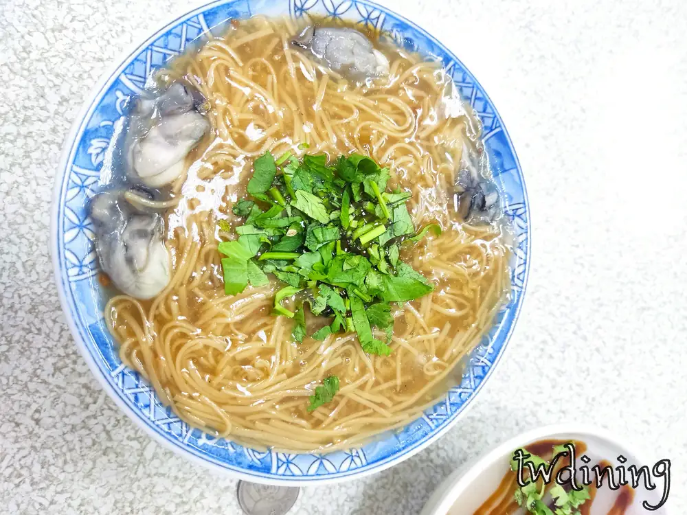 鮮蚵控首選|台中外帶必點蚵仔麵線,每口都是真材實料的享受 台中人氣蚵仔麵線|鮮甜蚵仔+勾芡湯底,海味滿點的外帶台式麵線推薦