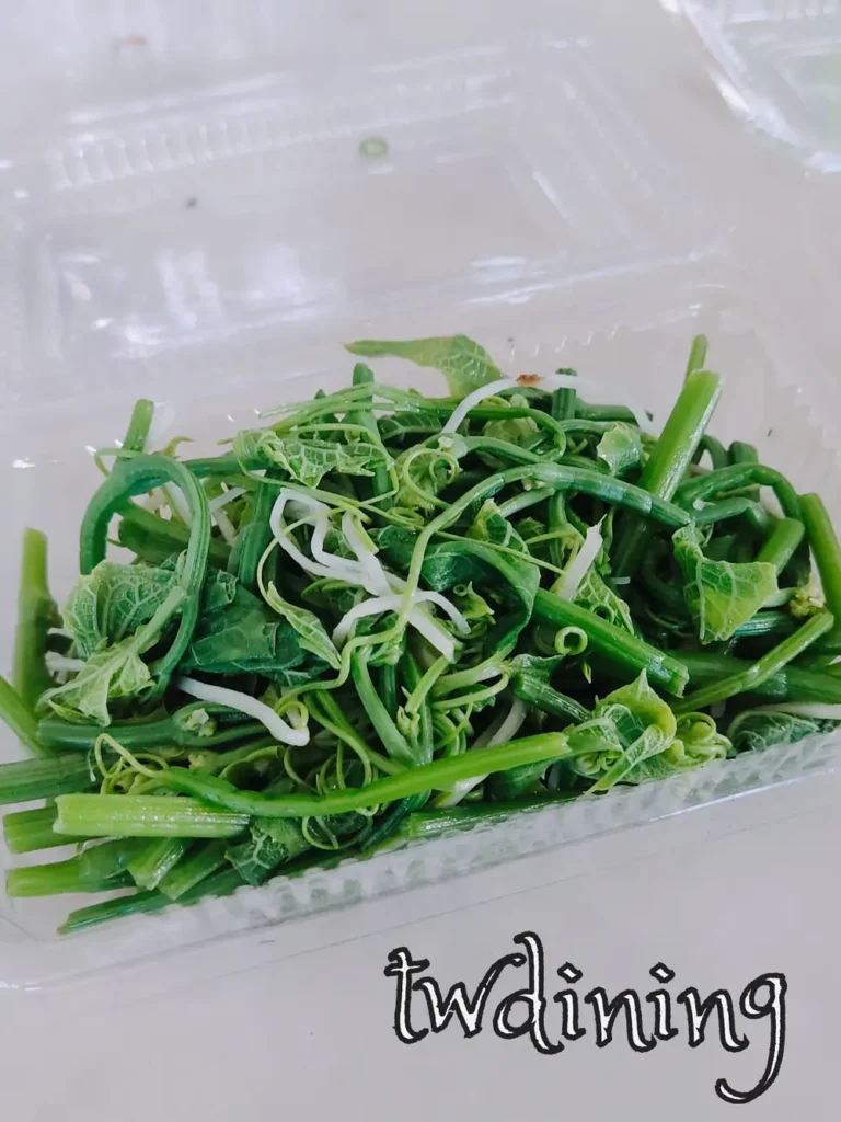 花蓮鳳林牛媽媽麵店小菜|清爽龍鬚菜 本人實拍鳳林牛媽媽麵店龍鬚菜,清爽川燙健康可口