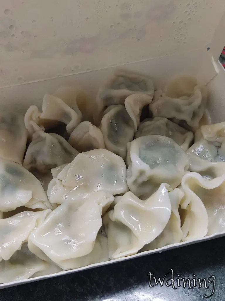 大陸餃子館手工水餃|台中北區必吃餃子 手工水餃,外皮Q彈內餡飽滿