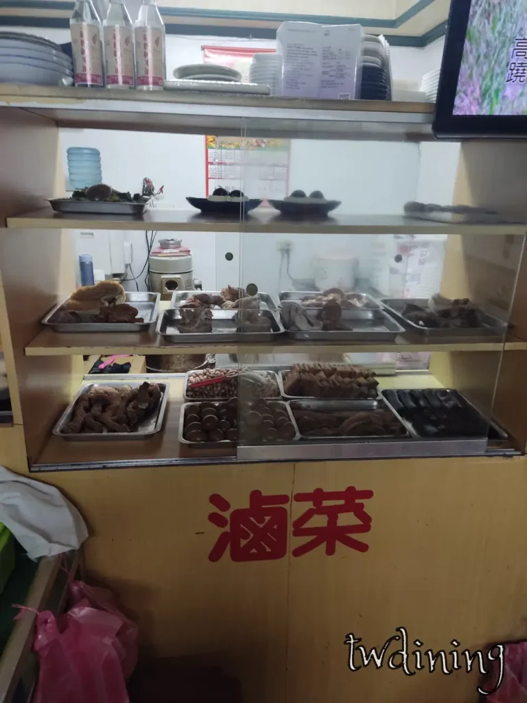 大陸餃子館小菜|台中北區家常小吃 清爽小菜拼盤,搭配餃子麵食最佳選擇