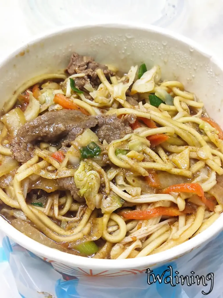 庚角坡牛肉麵 Beef Fried Noodles 牛肉炒麵 Hualien 鳳林 Stir-fried Sliced Beef Vegetable Savory Soy Sauce Taiwan Local Foodie Pick