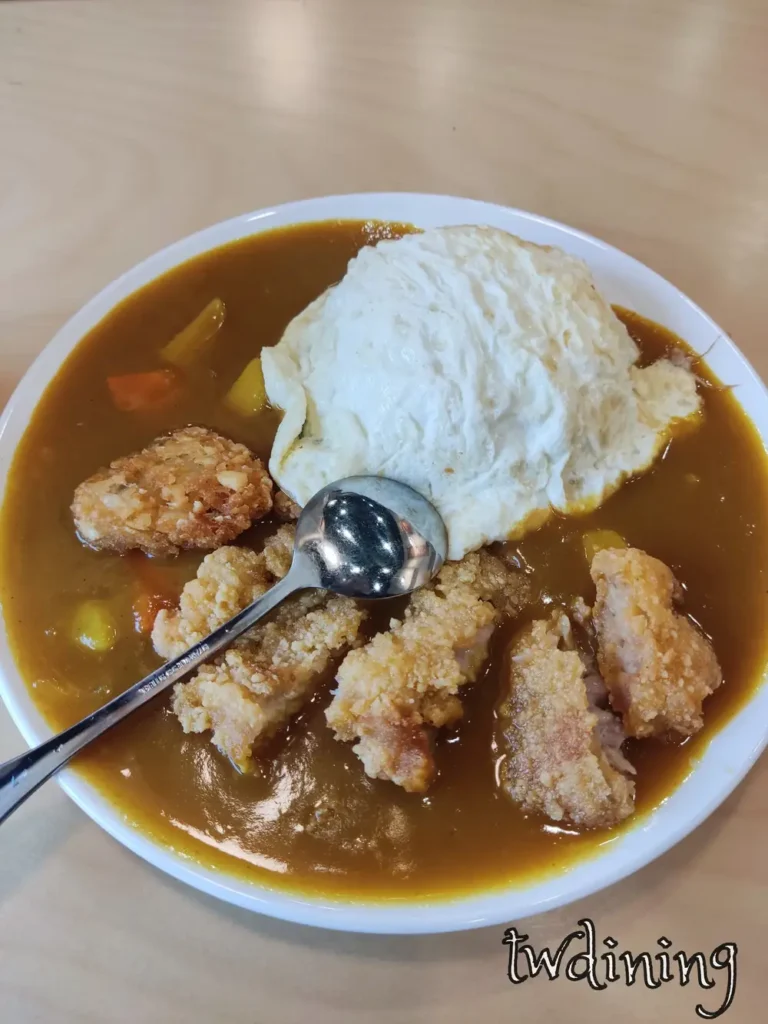 這份 crispy pork cutlet curry rice 澄食晨食-漢口店 golden fried meat with rich sauce 蛋香 tender texture 誘人 delicious